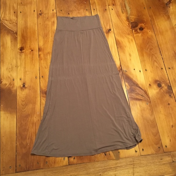 Never Worn Tan Fold Over Maxi Skirt