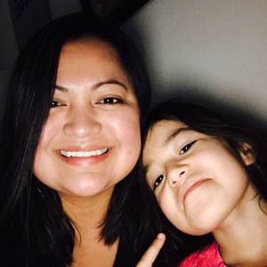 Meet your Posher, Deena