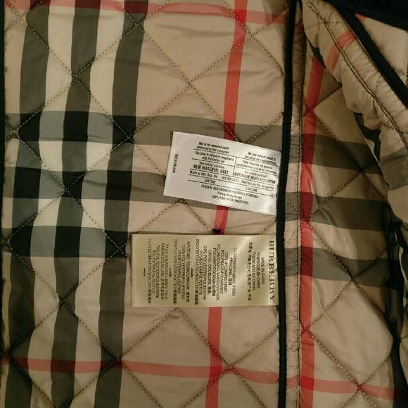 SOLD Burberry Brit quilted Zip Jacket - Picture 4 of 4