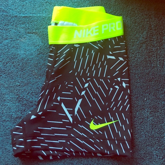 NWOT Nike Pro Shorts