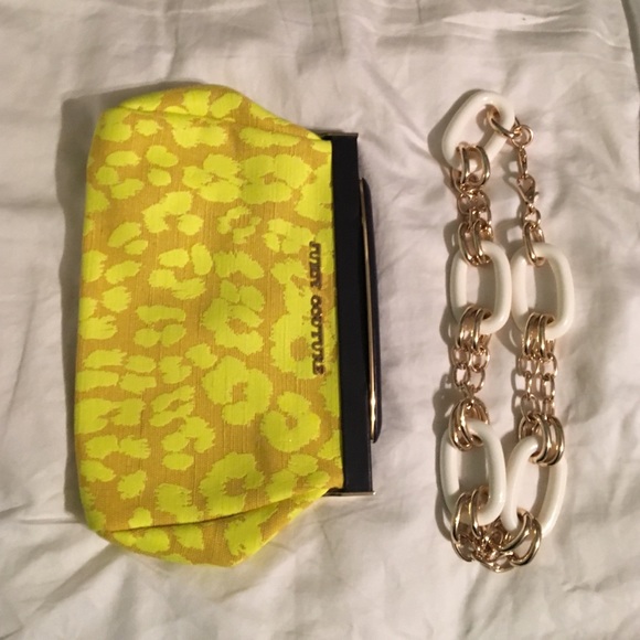 Small clutch/hand bag, neon cheetah print. - Picture 4 of 4