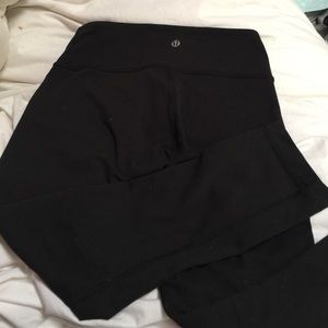 Lulu Lemon Cropped Leggings