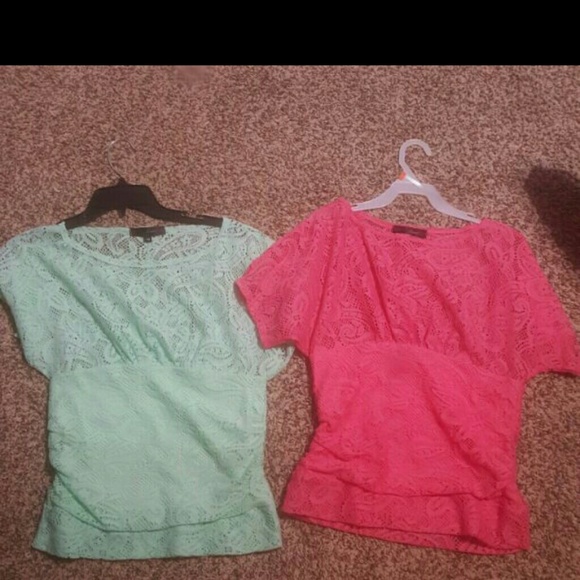 2 twinsies tops!