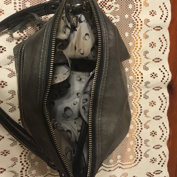 Coach - Picture 3 of 4