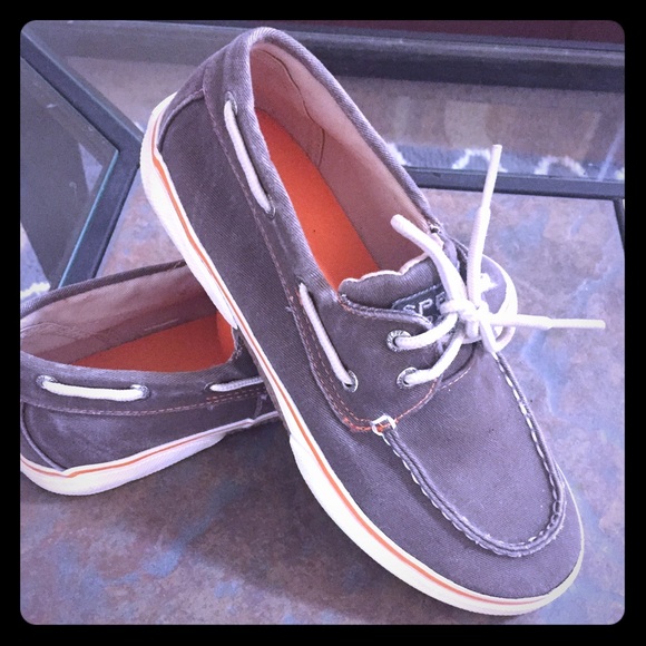 Boys Sperrys