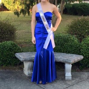 Mermaid style Prom Dress