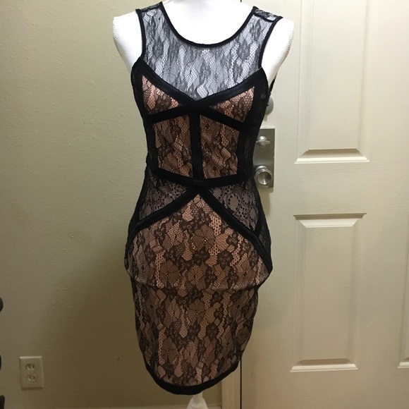 Lace fitted dress.