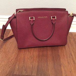 Michael Kors Like New Purse
