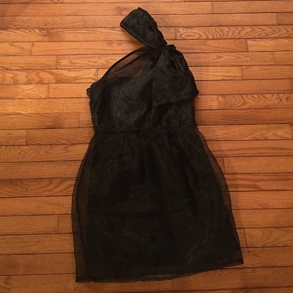 Ms. Selfridge One Shoulder Bow Organza Dress - 8