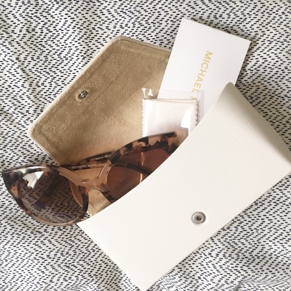 NEW! Michael Kors Tortoise Frame Oversized Glasses