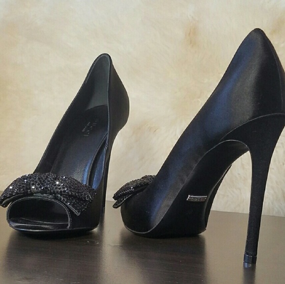 Gucci Clodine Crystal Satin Open Toe Pump