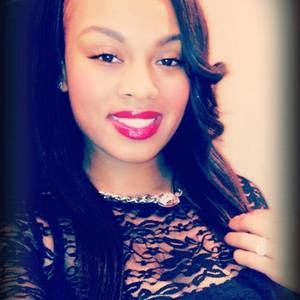 Meet your Posher, Angelique