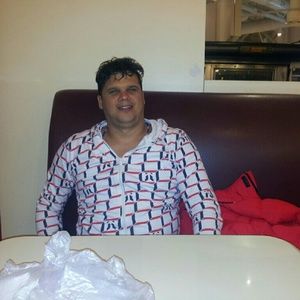 Meet your Posher, Yatsel francisco