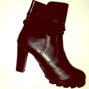 Black Leather Ankle Boots size 7 - 7 1/2