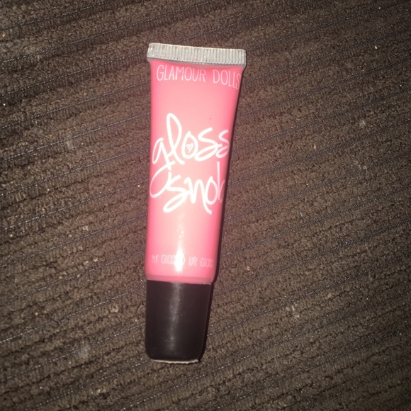 Gloss snob lip gloss