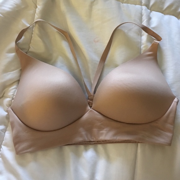 Body by Victoria lightly lined plunge bra 34D