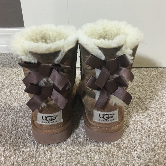 Toddler uggs size 7