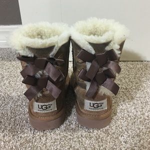 Toddler uggs size 7