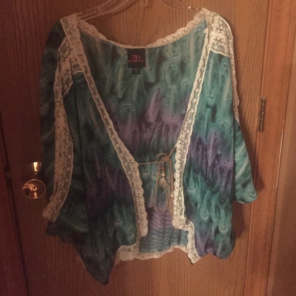 Open blue and purple blouse - Picture 1 of 3