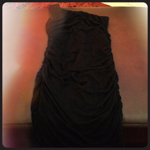 Black fitted dress