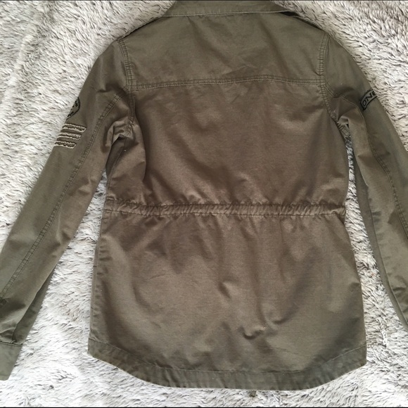 O'Neill•Army Green Utility Jacket•Like New - Picture 3 of 4