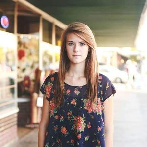 Meet your Posher, Emily