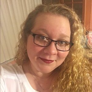 Meet your Posher, Kimberlee