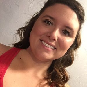 Meet your Posher, Kaitlyn