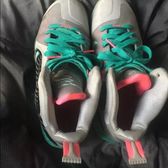 Lebron 9 - Picture 3 of 4