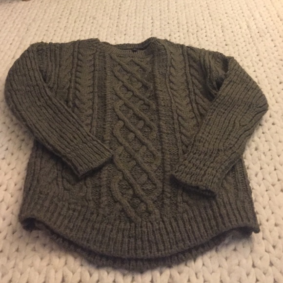Banana Republic winter green sweater LIKE NEW