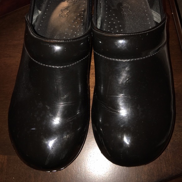 Black Patten Leather Dansko's
