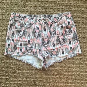 PINK CHEVRON HIGH WAISTED SHORTS
