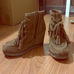 Wedge booties!!