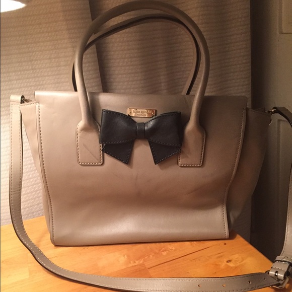 Kate Spade tan tote with black bow ❤️ - Picture 1 of 4