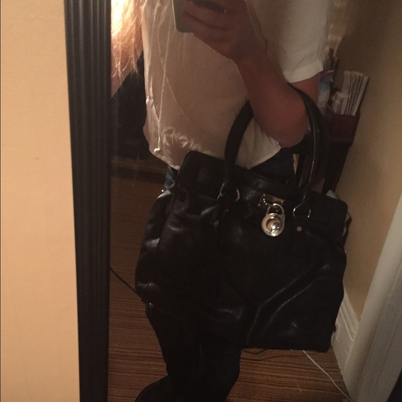 Michael Kors black leather bag ❤️ - Picture 4 of 4
