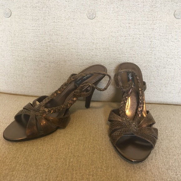 🔴 Gold snakeskin braided heels - Picture 2 of 6