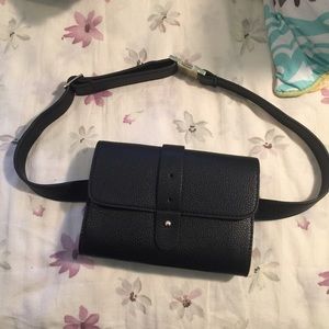 Small waist pouch