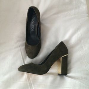 Sole Society green pumps