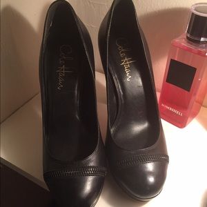 Cole Haan black leather pumps ❤️