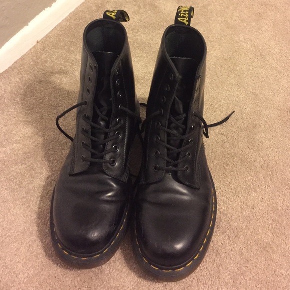 Classic Black Dr Martens
