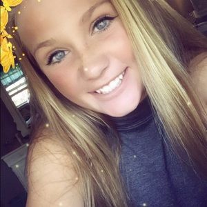 Meet your Posher, Jordyn