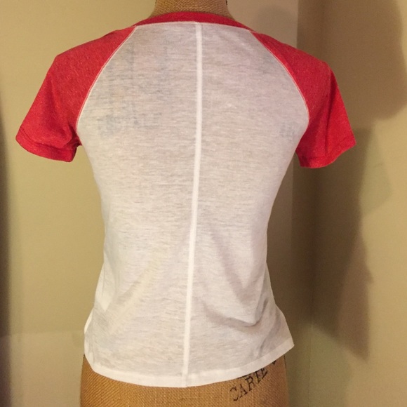 URBAN OUTFITTERS CLASSIC TEE - Picture 4 of 4