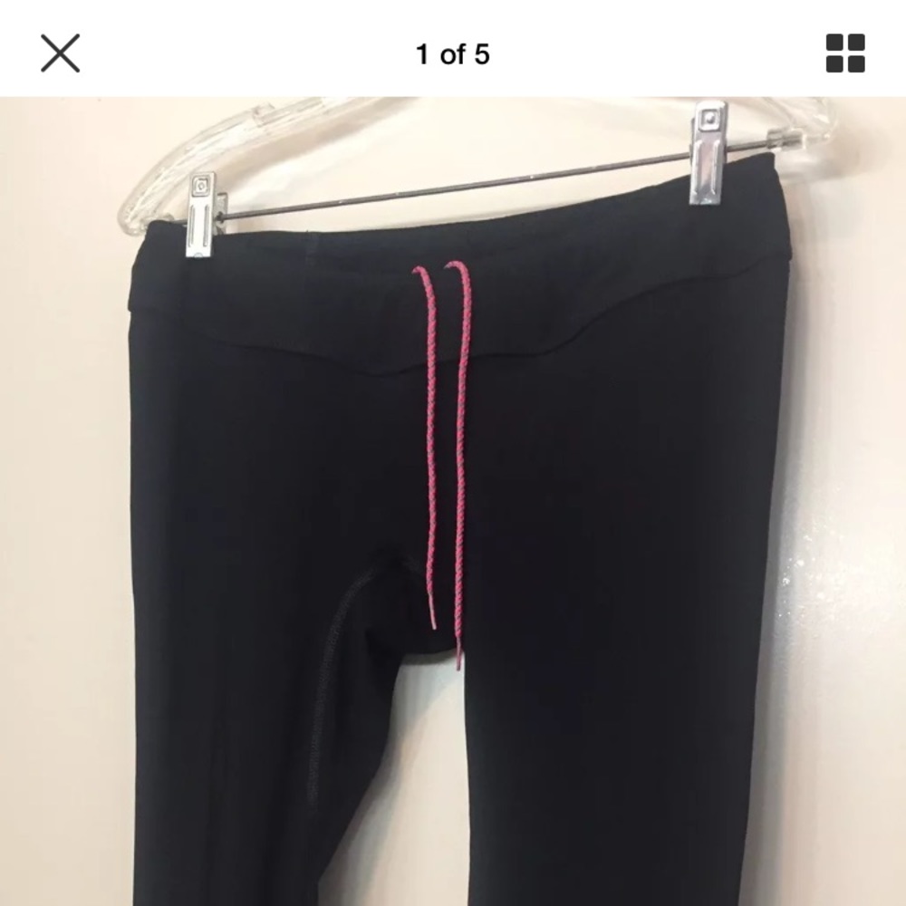 ⚡️ISO⚡️ Jolyn Capri or legging old style - Picture 3 of 5