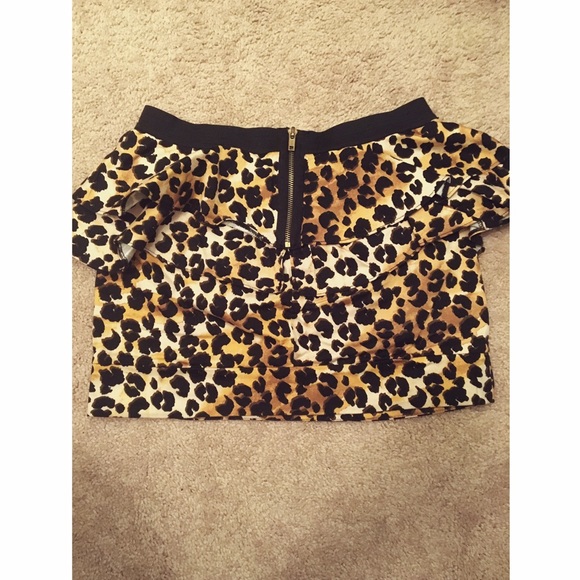 Leopard Print Peplum Mini Skirt