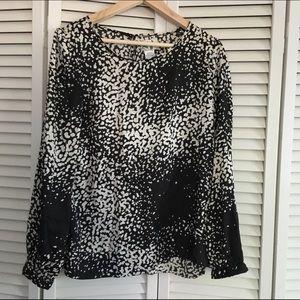 Francesca's Spatter B/W  Blouse!