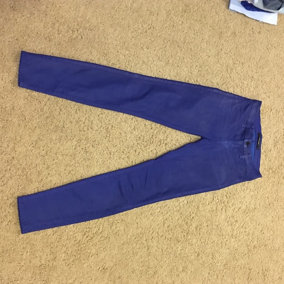 Sold!!!J Brand size 25 skinny blue jeans