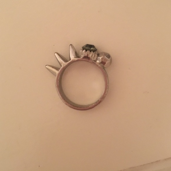 SUPER COOL SPIKE RING
