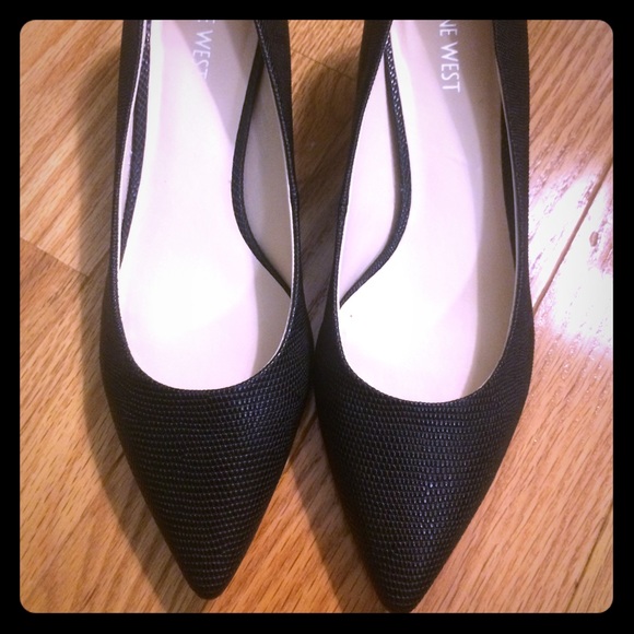 Nine West Patrizia 2" heels NIB size 8.5