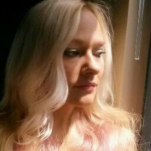 Meet your Posher, Jacqueline