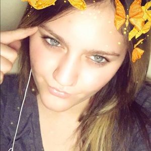 Meet your Posher, Hailey